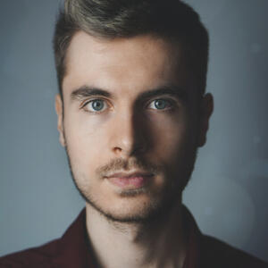 Max Allen photo with exhibitpath